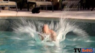 Watch this horny couple blow each other in the garden