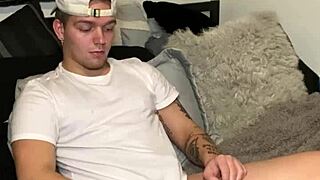 yo, i sent my fuck buddy this vid to get off too, oops!