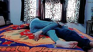 Slim Sexy Aunty Fucked By Big Cock Boy In Homemade Hindi Desi Porn.