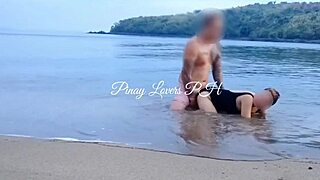 Heyy, caught this cute amateur couple having public sex at the beach! 🌊