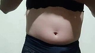 probándome mi ropita interior en gay session