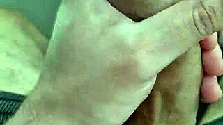 Big penis cums deliciously