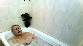 Mature russian bitch masturbatin in the shower and cummin beautifully part second