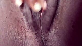 Delicious pussy that's nutritious too 😋