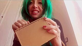 Incredible spell turns me into a giantess in heat?