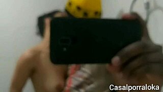 uma rapidinha no banheiro da emi rippi com jeferson dotadoo deu ruim