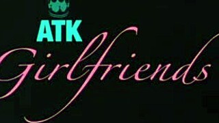 Natural tits and homemade sex with amateur girlfriend