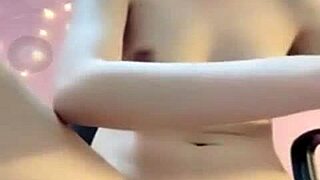 jin xinh bunny live show full face while talking in casual chat