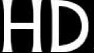 i'm the petite girl putting that shlong in my mouth