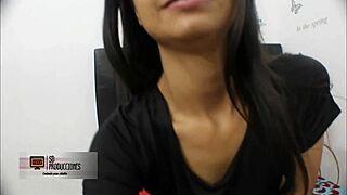 Ven Hermanastro, Sucking Your Cock Dry in Hot Homemade Indian Action. Full Spanish Story of Wild Doggy Style.