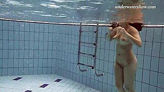 Hot swimmer Iva brizgina and Paulinka in sexy bikini in the pool