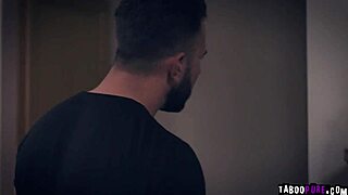 yo, this homeless teen blonde totally obsesses over a kind family guy!