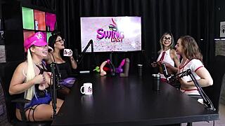 Gostosas Show Off Boobs in Fun Game Night with Beatriz Sampaio and Friends