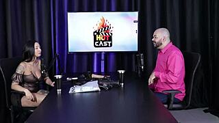 Yo, check Paulo Avelar and Victoria Beatriz in sheer red hotness!