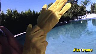 Jizz explosion! Big ass Latina gets her butt worshiped and pounded hard by BBC