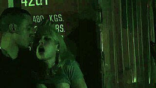 webcam teen 18+ performs booty shake for poor goldie, exploring extreme bdsm and hardcore sex on camera