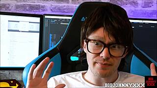 Valentina Bianco, suck that nerd’s huge cock! How’s it feel?