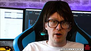 Valentina Bianco, suck that nerd’s huge cock! How’s it feel?