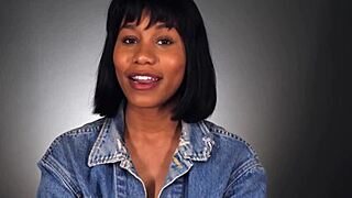 black goddess jenna foxx masturbates her trimmed pussy!