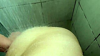 After fingering and teasing myself, a Latina pornstar indulges in a relaxing bath to achieve a satisfying orgasm