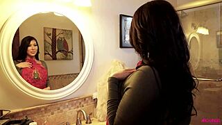 Huge boob girlfriend cheats with photographer?