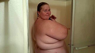 shower time with bbw kitania k wildfire showing big ass and tits