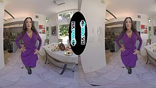 WetVR: Extreme flexible Sophia Sultry stretched out in VR