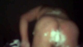 did you see this russian gay guy feeding his ass with snow