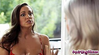 Hot lesbians abigail mac and cadence lux goes pussy tribbing on top