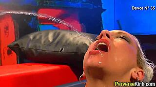 Urine drinker devours cum in wild fetish bang session!