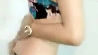 Vietnamese E Trang Nguyễn Teases on Bigo Web Chat