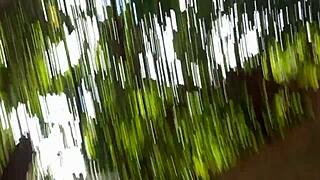 Estudante de medicina de 18 anos vende virgindade para universidade