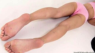 Sole Fetish Girls Feet Worship!