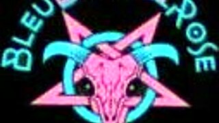 sucking huge dick while sticking dildos in bf butt for pawg hard sex and squirting