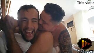 Aceite O Amor Ele Não Vai Ficar Esperando Para Sempre Feliz Dia Dos Namorados A Todos Vocês