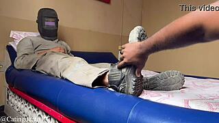 Trailer - Servindo O Soldador Casado No Motel