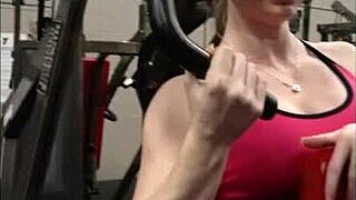 Fit milf, you getting fucked in the car after gym?