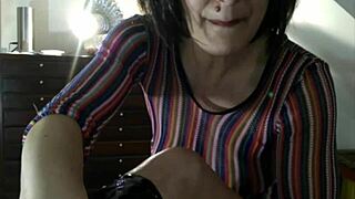 olga, can you handle this squirting machine making you mop?