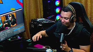 Martina Oliveira checks out Ruan's impressive size in the shack.