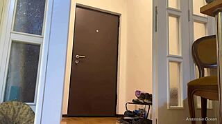 I Just Stripped Naked for the Delivery Guy and Gave My Panties