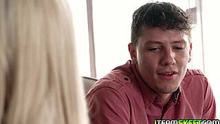 Rion King Rams Allie Nicole's Pussy