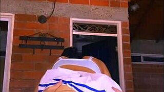 la hijastrastra estaba tan estrecha que él tenía que ir despacio para no lastimarla pero una vez que ella se relajaba se entregaba por completo