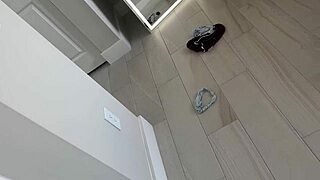 Ever caught a glimpse of hot goth Delilah Dagger riding hard in fantasy?