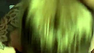 Blonde Amateur Girlfriend Gives Sloppy Facial to Tattooed Friend