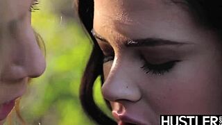 Busty Dyke Keisha Gray Fingered Wildly In Lesbian Shower