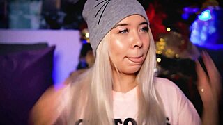 Hey, wanna see this college girl with a big butt strip online for just a few bucks?