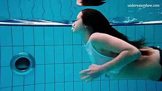 A hot girl strips quickly and reveals her beautiful body