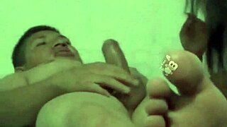 Watch my girlfriend's tight pussy move!