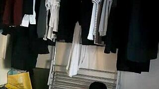 follando con pakis delivers raw anal action with music