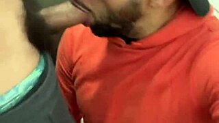 Casado dotado me fodeu no banheiro puto meteu com tudo sem cuspe - full sheer com